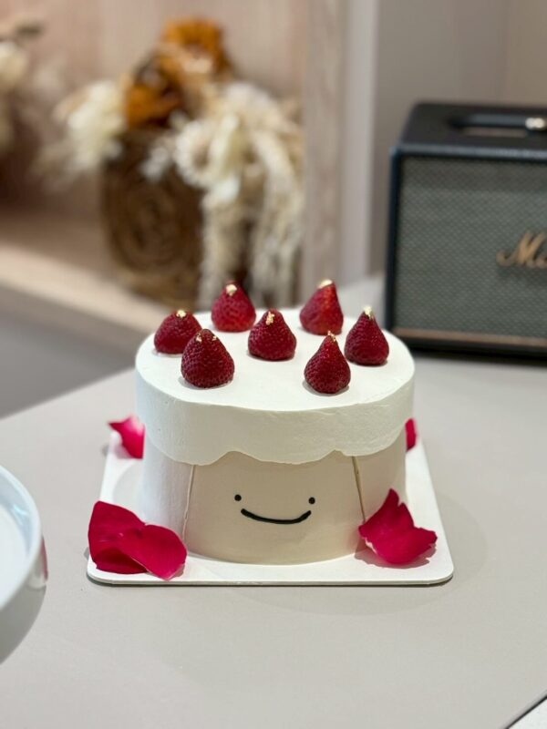 草莓難哄 難哄蛋糕